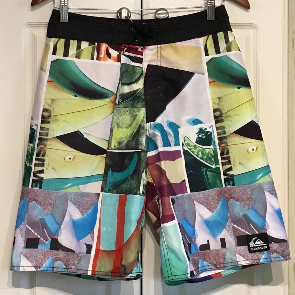 Quiksilver Sailboat Graphics Board Shorts Size T 14